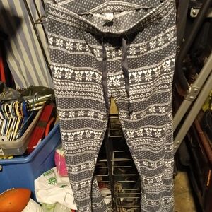 Old Navy Gray and White Patterned Joggers